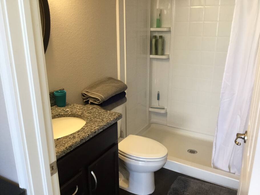 Private bathrooom
