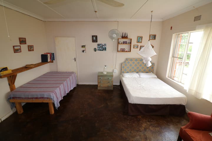 Same room with extra bed