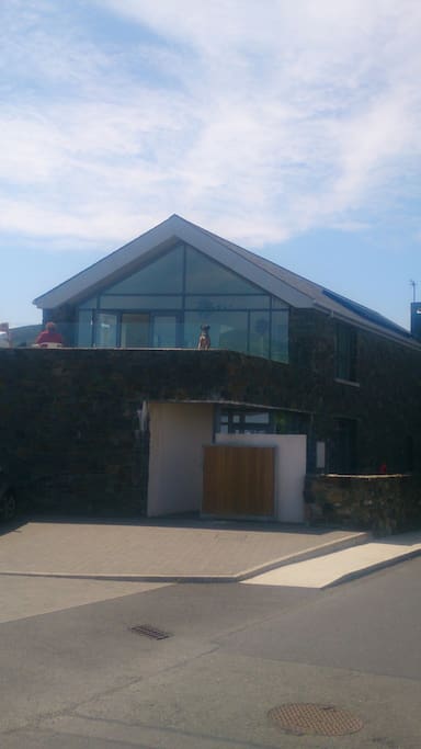 Road side view and parking area