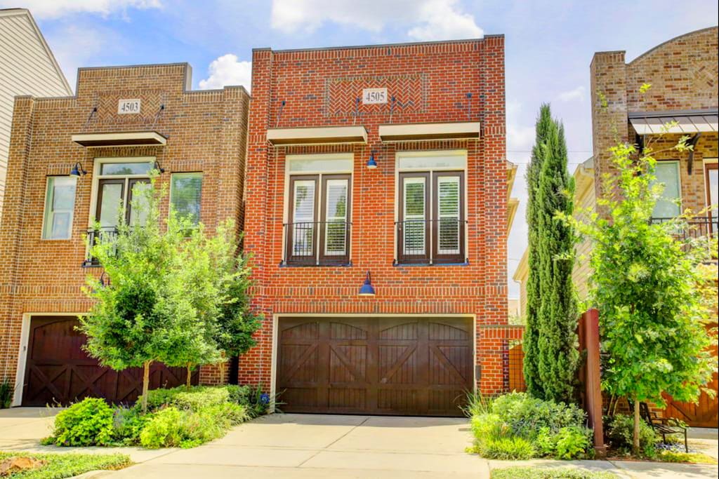Freestanding home with plenty of driveway and street parking available