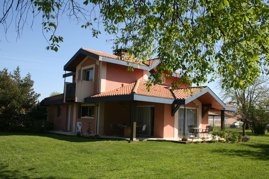 La Villa, autre vue.