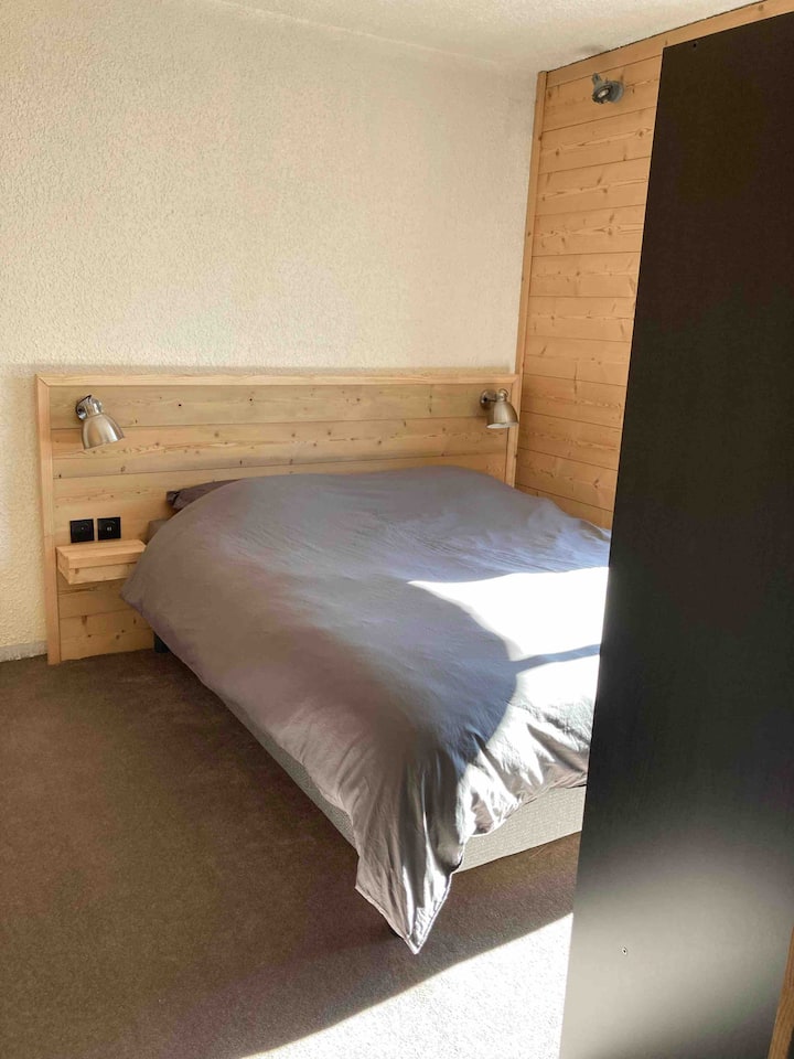 غرفة النوم 1