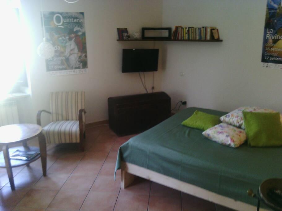 SUITE CON SALOTTO, TV, bellisssimo romantico YOTUL