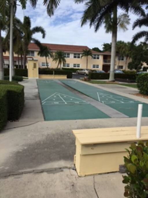 Shuffle Board