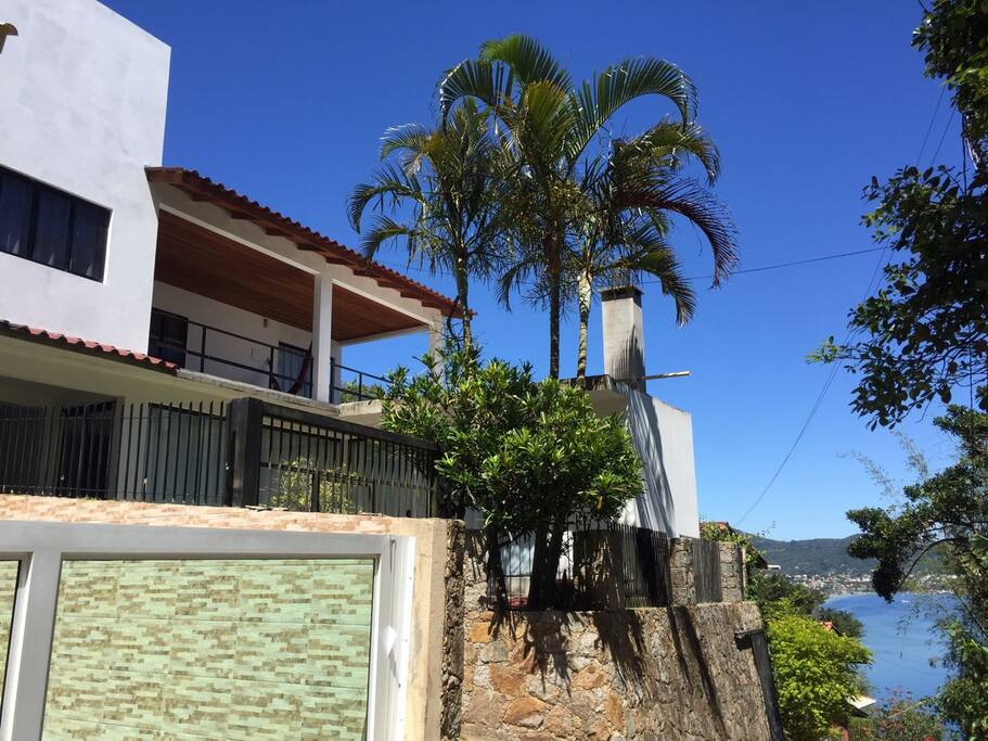 Fachada Principal- Vista panorâmica da Lagoa da Conceição