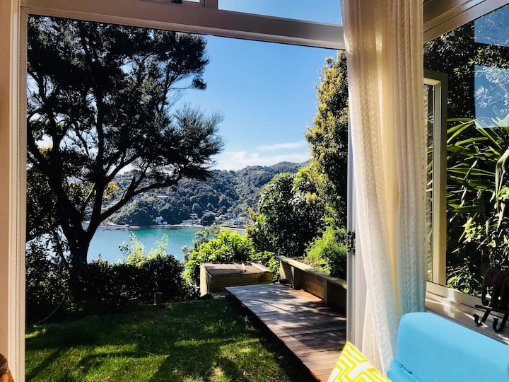 Eastbourne Holiday Rentals & Homes Eastbourne, Lower Hutt, New