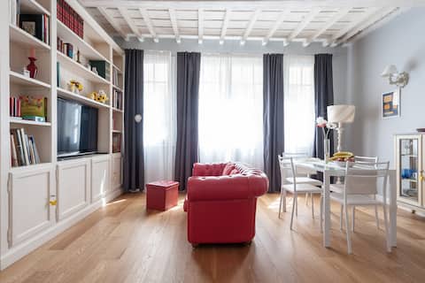Top performing Airbnb: Margherita's Suite in Firenze