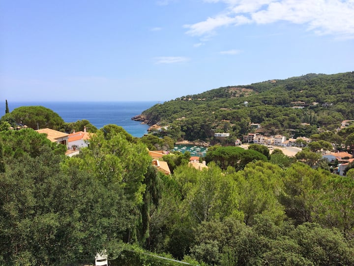 Luna Llena | charming villa Begur | seaview