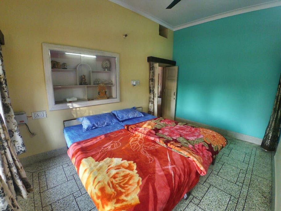 First bedroom: with O’ General AC and lots of sunlight and fresh air.