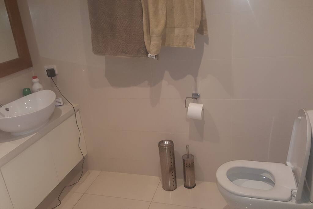 Hotel style bathroom