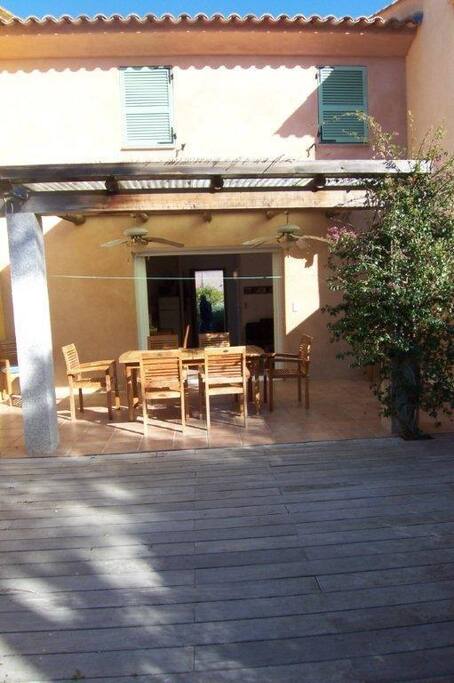 Vue d'ensemble villa