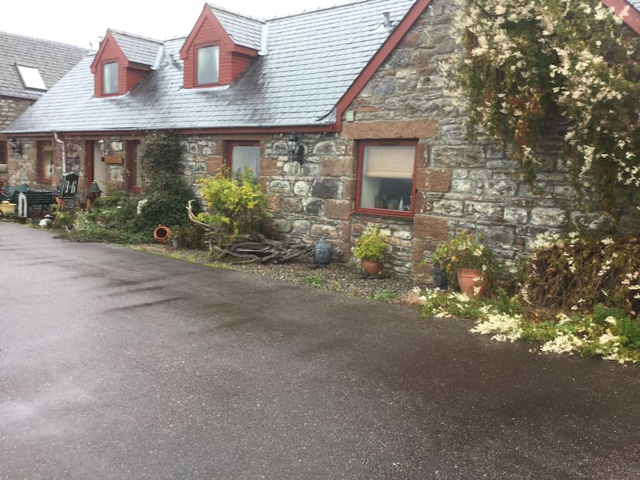 LOCHNESS ORGANIC BnB.. at KERROWDOWN MILL ...welcome to your healthy experience on Lochness oh ! and yes I have seen ..”IT “will share my story .. ‘Victoria your hostess ..’