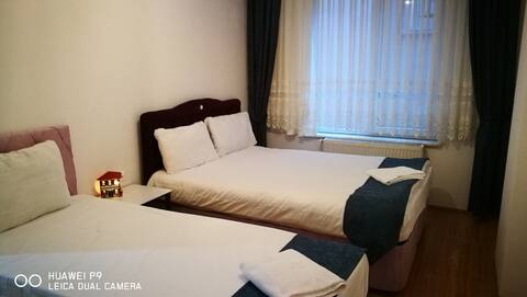 CENTRAL, ESPARK, BARS, TRAIN STATION WITHIN WALKING DISTANCE