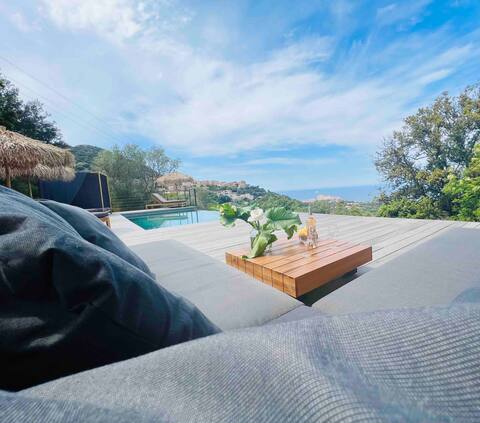 Villa Nathem Sea View Heated Pool 10 people
