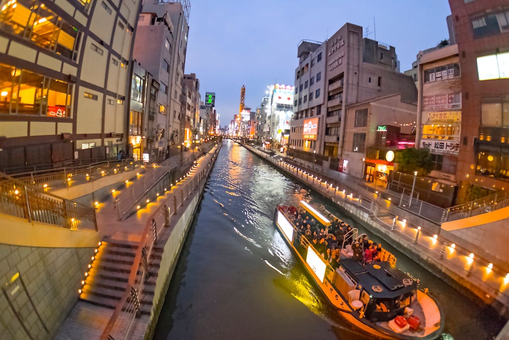 You will stay approx. 500 meters away from here.
該公寓距離這裡約500米
아파트는 약 500 미터 거리에 여기에서입니다 ...