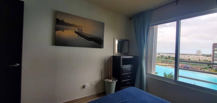 שידה בחדר שינה מס '2