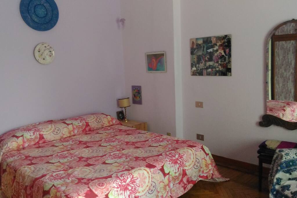 Camera/Bedroom