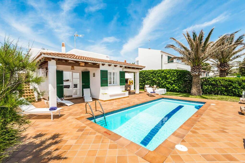 Beautiful villa with private pool and terrace
