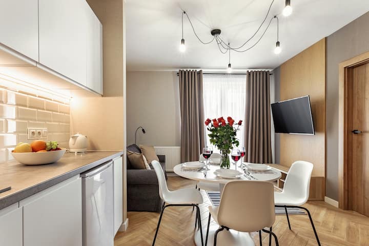 salon z aneksem kuchennym