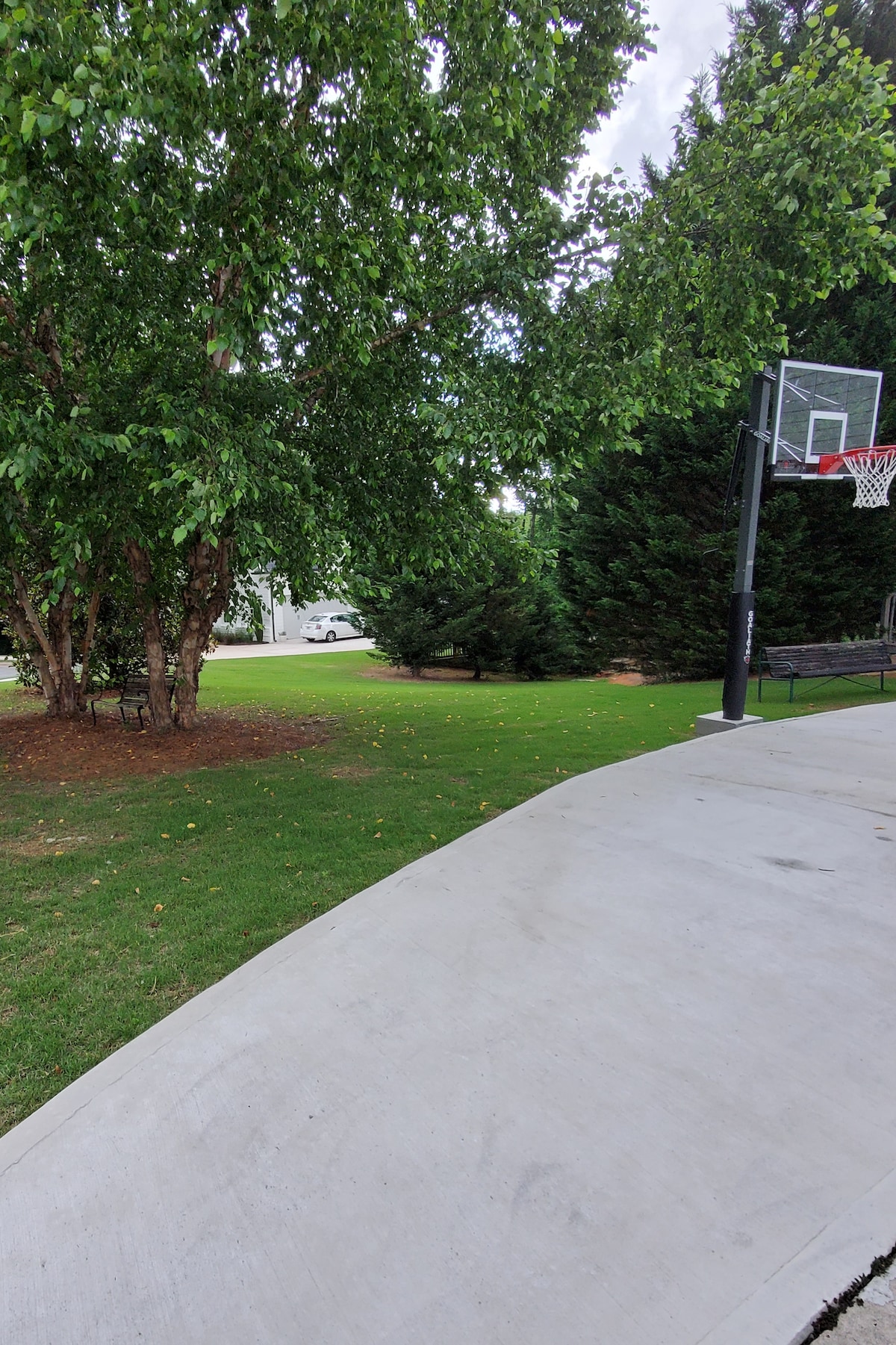 2/1 Modern BASEMENT home near Mall of GA