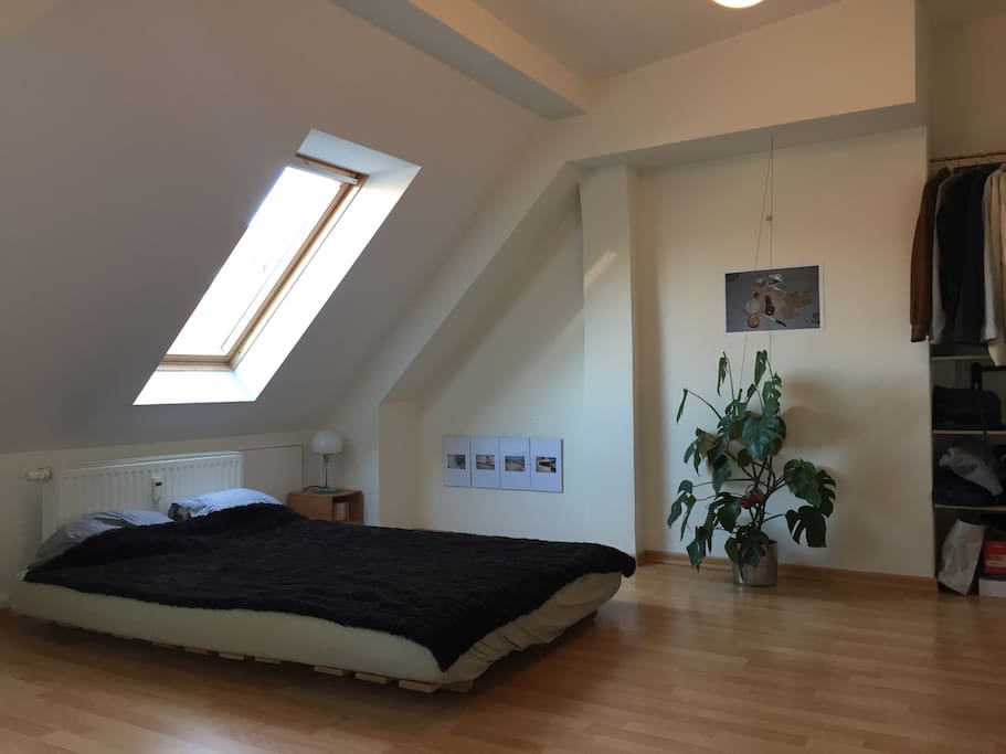 Schlafzimmer 2
