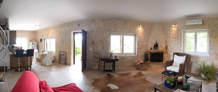 Sunlit Stone Villa In The Pistachio Fields - Эгина