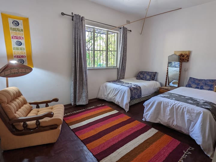 Спалня 2 с две единични легла