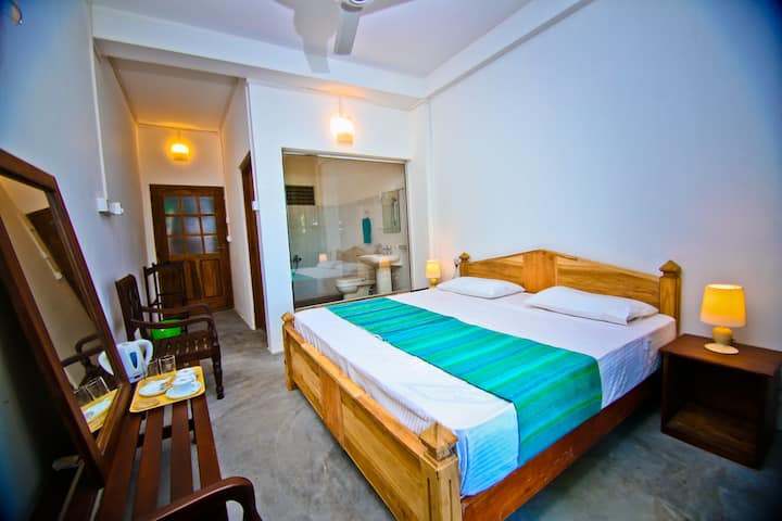 Alpine Resort - Queen Room with Terrace
