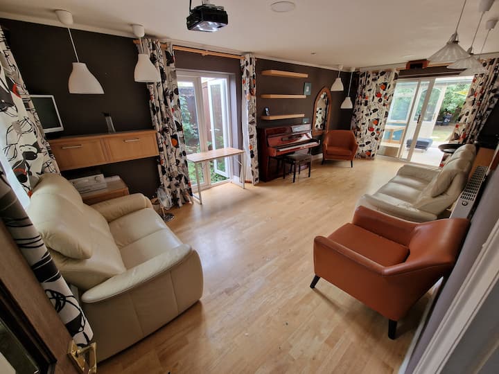 Crawley Holiday Rentals & Homes England, United Kingdom Airbnb