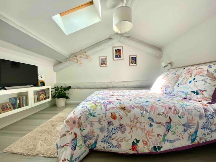 საძინებელი 1