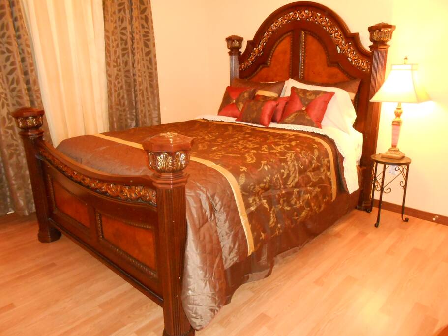 3BR/2BA.15 min downtown Dallas Cowboys and AT&T st Houses for Rent in