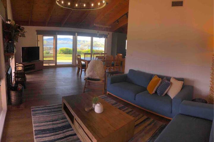 Spectacular Views With Hot Tub - Bonnie Doon