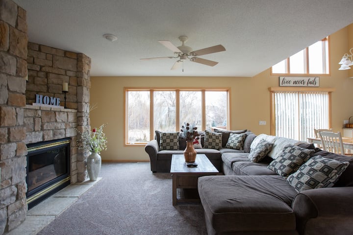Diamond At The Pointe - Prior Lake, MN