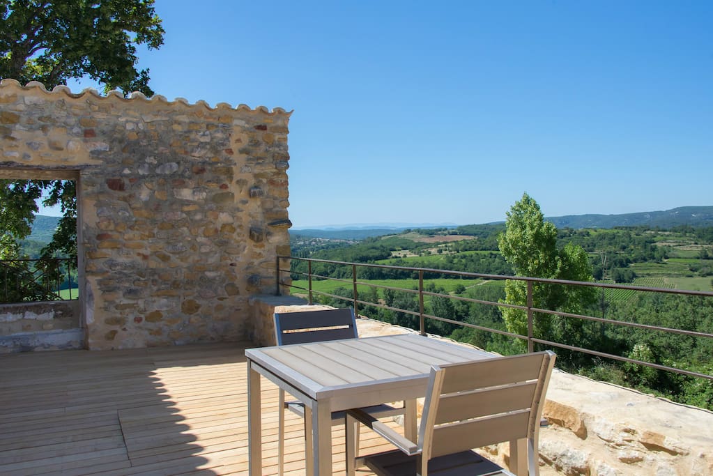 vue depuis la terrasse du gîte