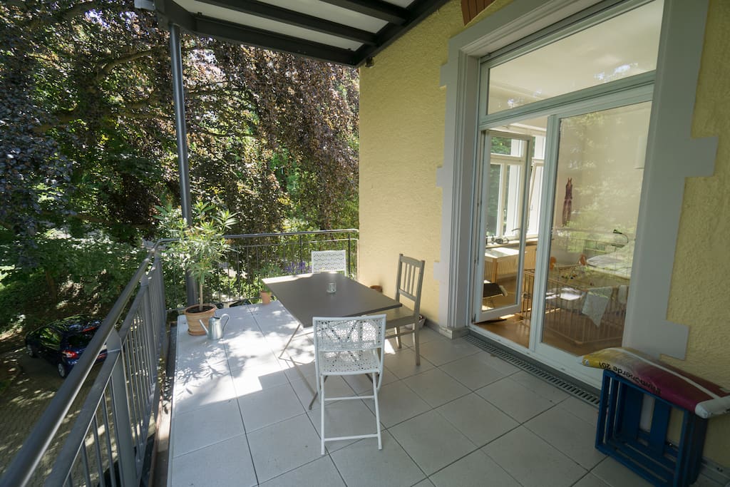 Balkon mit Zugang zum Schlafzimmer