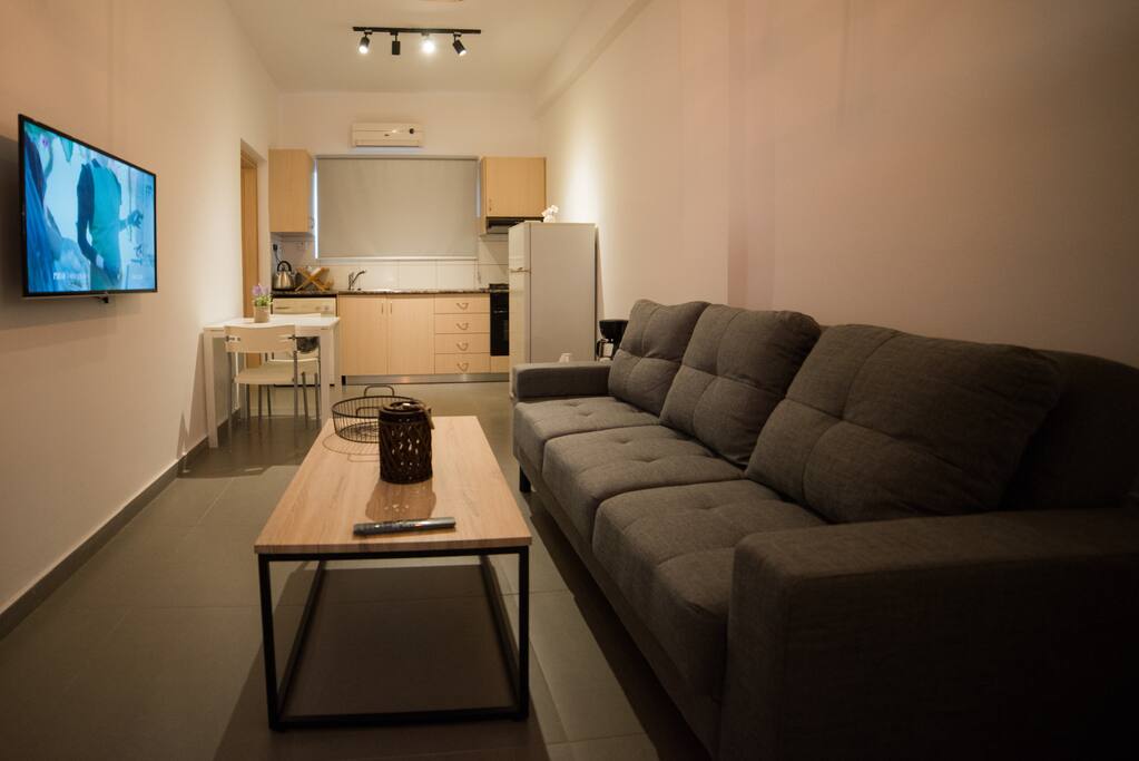Kitchen and lounge open plan area