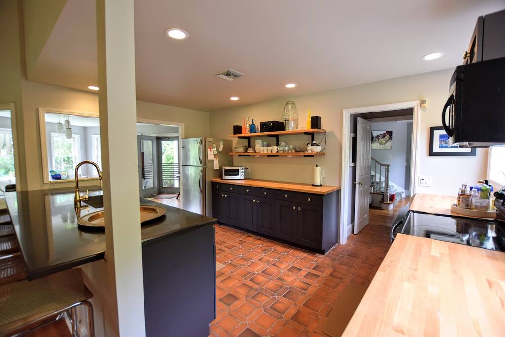 Open Kitchen