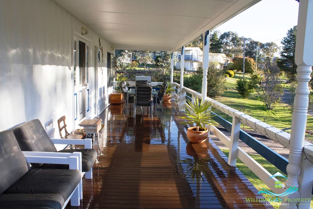 Relax on the stunning front deck or cook up a storm on the BBQ
