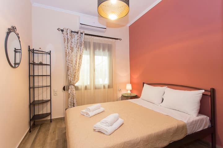Avli Apartment - Apartments for Rent in Parga, Greece - Airbnb