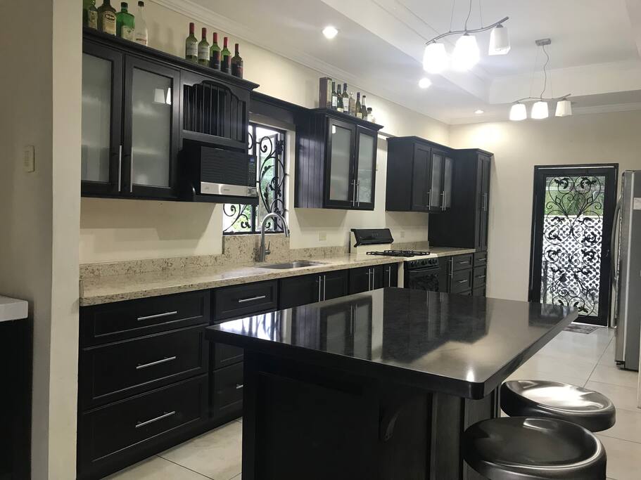 Kitchen with all appliances