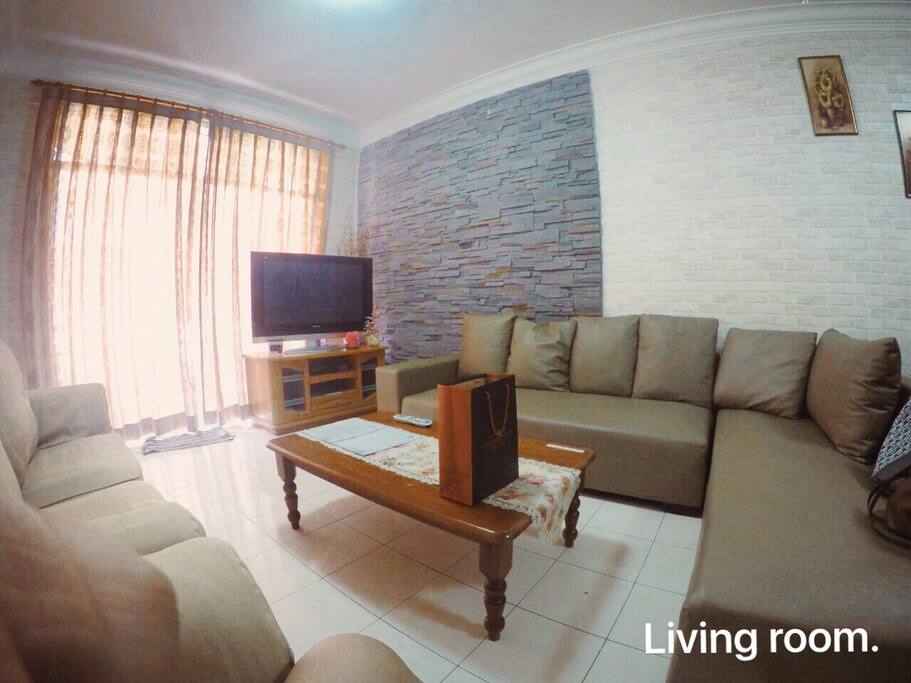 Resting and chilling area: living room