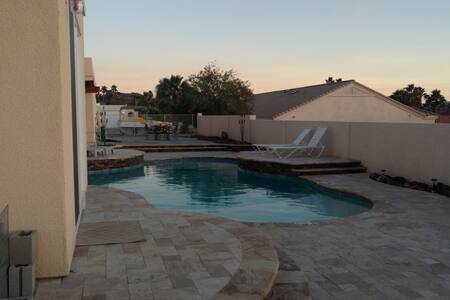 Beautiful! ~ Newly Built Casita with boat parking