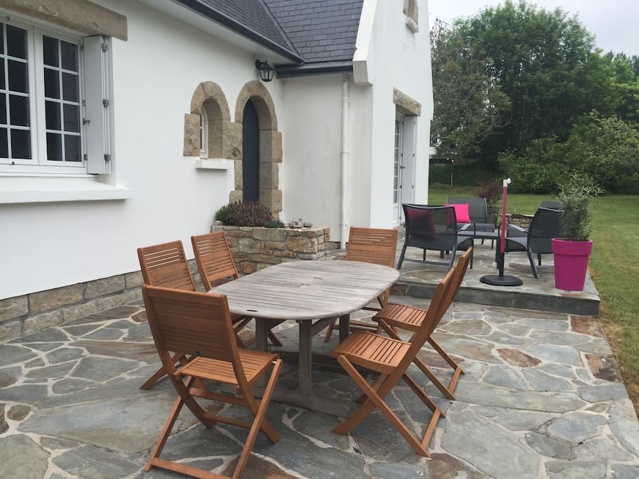 Coin repas extérieur