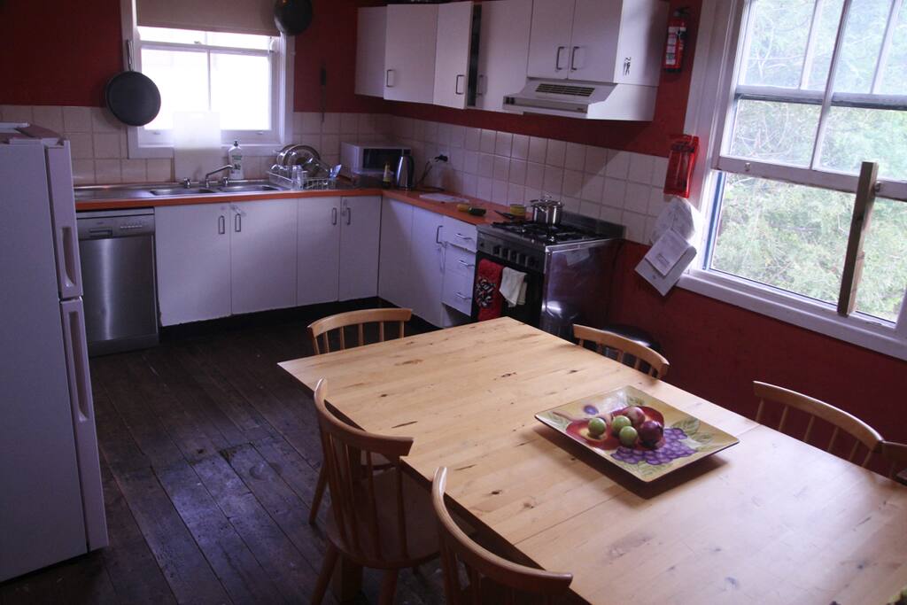 Table seats 8, can expand to 10. Kitchen has everything you need but strictly no granite benchtops.