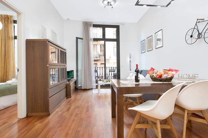 Stay U-nique managed Airbnb listing 1