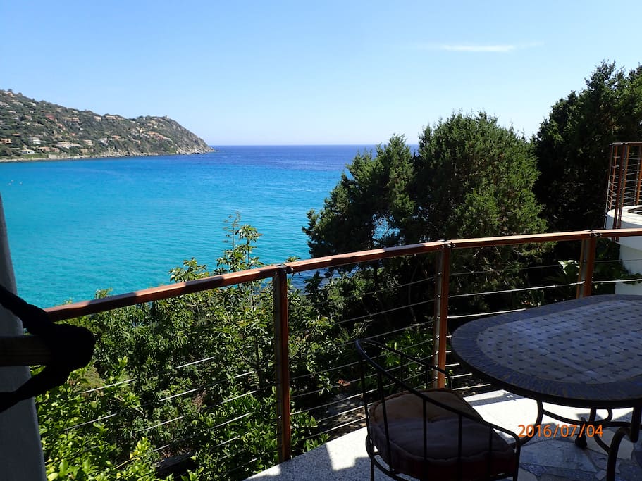 Living room terrace