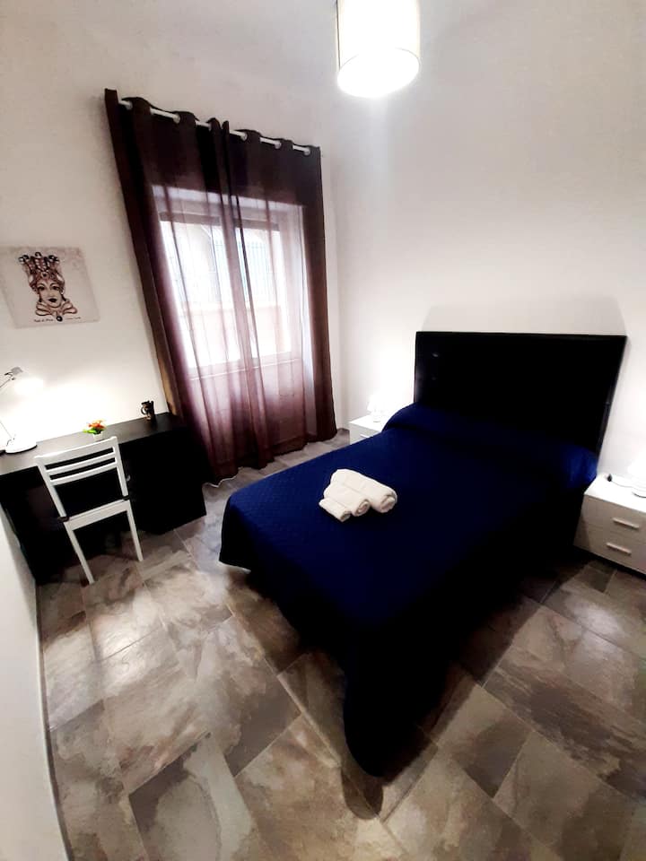 غرفة النوم 2