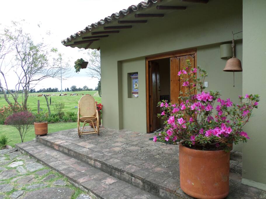 Entrada a la sala