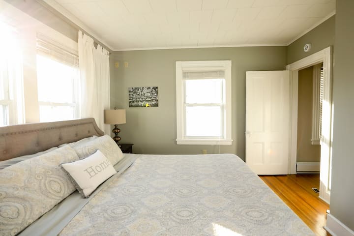 King Bedroom