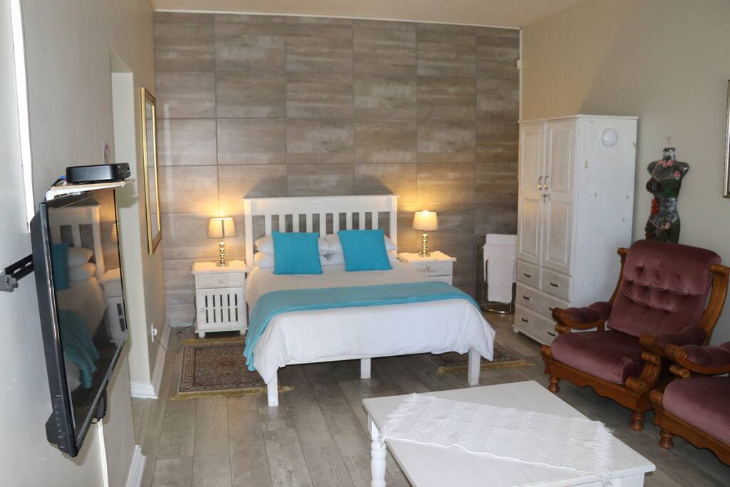 Main bedroom